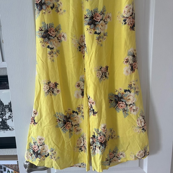 Anthropologie Feather Bone Talese Yellow Floral Cropped Flares Size 4 - Picture 10 of 12